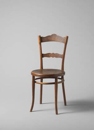 Designklassiker von Michael Thonet Furniture, Thonet chair., Gebrüder Thonet, Germany (possibly), 1900 - 1987, wood (plant material), beech (wood), plywood, iron (metal), h 91 cm x w 42 cm x d 50 cm  Copyright Artokoloro LCK_190715_016757