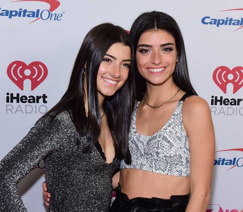 NEW YORK, NEW YORK - DECEMBER 13: Charli D Amelio and Dixie D Amelio arrive at iHeartRadio s Z100 Jingle Ball 2019 Presented By Capital One on December 13, 2019 in New York City. Photo: Jeremy Smith imageSPACE MediaPunch Copyright: ximageSPACEx