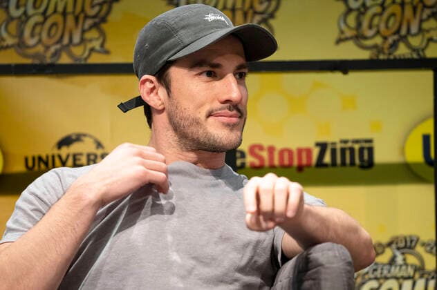 Michael Trevino auf der 6. German Comic Con Dortmund 2019 in der Messehalle. Dortmund, 08.12.2019 *** Michael Trevino at the 6 German Comic Con Dortmund 2019 in the Messehalle Dortmund, 08 12 2019 Foto:xI.xEdingerx xFuturexImage