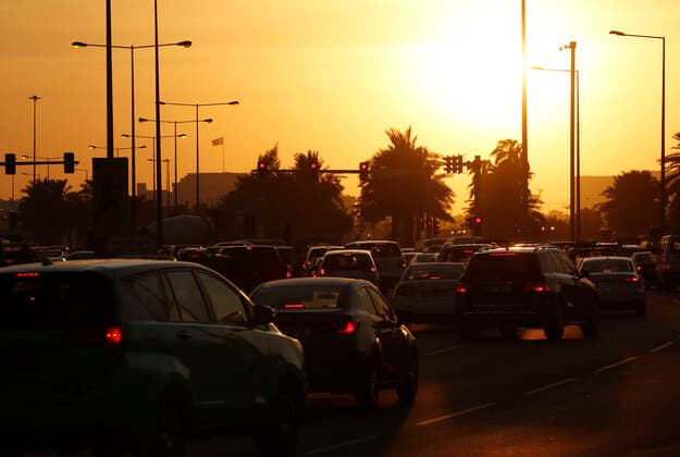 Doha, Qatar, 14.09.2019 Autoverkehr auf der Al Corniche Street in Doha. *** Doha, Qatar, 14 09 2019 Car traffic on Al Corniche Street in Doha