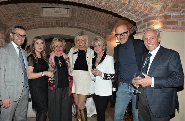 Milan, Italy AMAL event with Silvana Giacobini presenting her book, Daniela Cuzzolin Oberosler career award during the Christmas greetings cocktail In the photo: Daniela Javarone President of the Milanese Association Amici della Lirica, Mario Girardi husband, Stefano Bolognini, Giammarco Senna ,, Daniela Cuzzolin Oberosler, Daniela and Isabella Mayer  Copyright: xNickxZonnax xIPAx xNickxZonnax