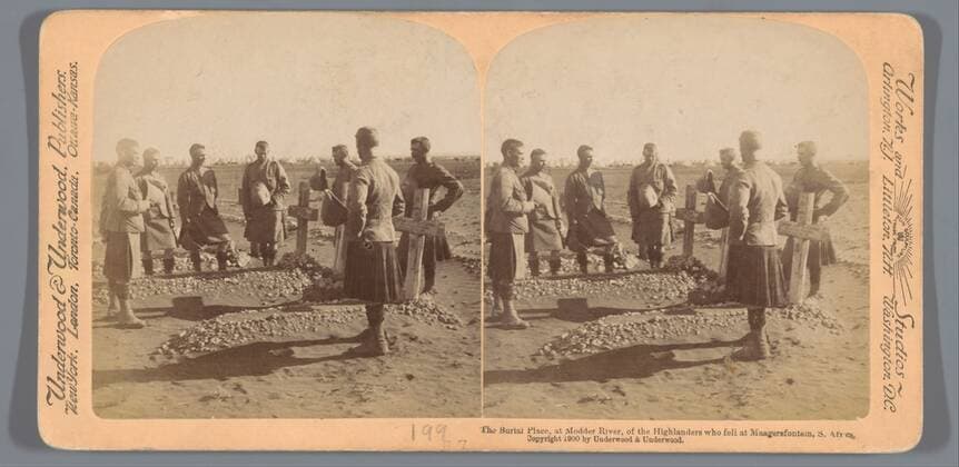 Men in a cemetery for British soldiers who fell during the Battle of Magersfontein, The Burial Place, at Modder River, or the Highlanders who fell at Maagersfontein, S. Africa (title on object), grave, tomb, South Africa, Underwood and Underwood (mentioned on object), Zuid-Afrika, 1900, photographic paper, cardboard, albumen print, h 88 mm x w 178 mm Copyright Artokoloro LCK_190715_045118