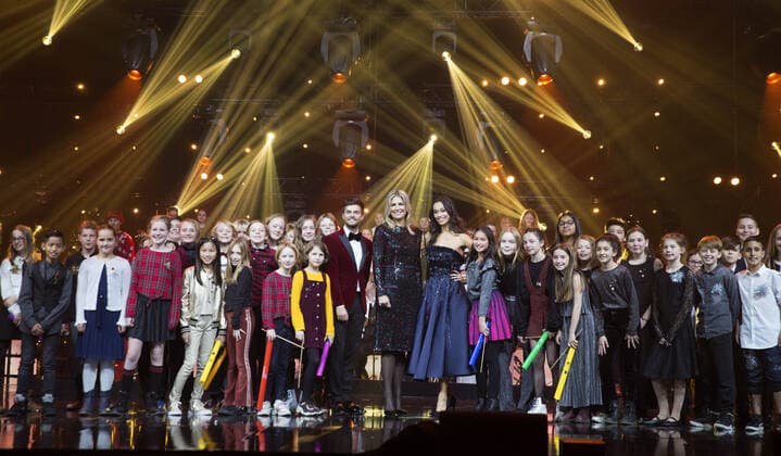 18-12-2019 Queen Máxima, as honorary chairman of the More Music in Classroom platform (platform Méér Muziek in de Klas), during the recordings of the Christmas Music Gala 2019 in de IJsselhallen in Zwolle. The gala contains performances by the Greatest School Band of the Netherlands with children from all provinces.  Copyright: xPPEx