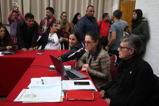 December 27, 2019 EUM20191227CUL18 JPG MEXICO CITY CultureCultura CDMX December 27, 2019 Aspects of the meeting between Claudia Sheinbaum, head of the Government of Mexico City, Alfonso Suarez del Real, Secretary of Culture of the capital, and artists from different programs of the capital Photo Agency EL UNIVERSALCarlos MejiaEELG  - ZUMAu78_ 20191227_zaf_u78_060 Copyright: xElxUniversalx