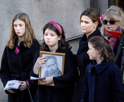Entertainment Themen der Woche KW01 Entertainment Bilder des Tages 03-01-2020 Norwegian Maud and Leah and Emma leaving the funeral of Ari Behn, the former husband of Princess Märtha Louise, at the Oslo Cathedral in Norway.  Copyright: xppex