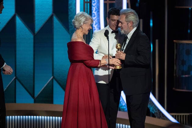 Sam Mendes accepts the Golden Globe Award for Best Director - Motion Picture for 1917 from presenters, Helen Mirren and Antonio Banderas at the 77th Annual Golden Globe Awards at the Beverly Hilton in Beverly Hills, CA on Sunday, January 5, 2020.  Copyright: xHFPAxPhotographerx 33938-325PLX