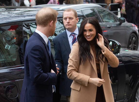 . 07 01 2020. London, United Kingdom. The Duke and Duchess of Sussex visit Canada House to meet with HE. MS. Janette Charette, High Commissioner, as well as the staff to thank them for the warm Canadian hospitality and support they received durung their recent stay in Canada. The Duke and Duchess of Sussex visit Canada House. London.  xMarkxThomasx xi-Imagesx IIM-20610-0010
