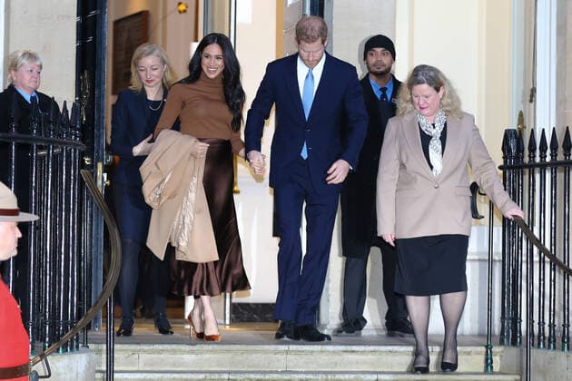 January 7, 2020, London, UK, UK: London, UK. Prince Harry, Duke of Sussex and Meghan, Duchess of Sussex (2nd from Left) leave Canada House in London after meeting Janice Charette (R), High Commissioner for Canada to the UK and the staff. London UK  - ZUMAl94_ 20200107_zaf_l94_066 Copyright: xDinendraxHariax