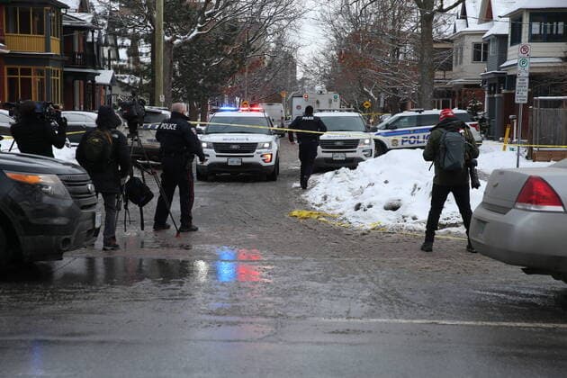 (200108) -- OTTAWA, Jan. 8, 2020 -- Police work at the site of the shooting incident in Ottawa, Canada, Jan. 8, 2020. A shooting incident left one dead and three others wounded in the Canadian capital Wednesday morning, said local police. ) CANADA-OTTAWA-SHOOTING INCIDENT LixBaodong 