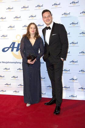 Melanie Leonhard with accompaniment at the 14th New Years Reception Ahoy 2020 in the Hotel Hyperion Hamburg, 11 01 2020 Foto:xM.xWehnertx xFuturexImage