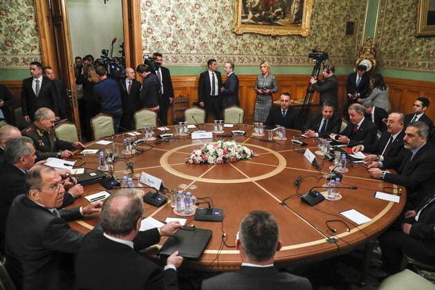 Bilder des Jahres 2020, News 01 Januar News Themen der Woche KW03 News Bilder des Tages MOSCOW, RUSSIA - JANUARY 13, 2020: Russia s Foreign Minister Sergei Lavrov (3rd L front), Defence Minister Sergei Shoigu (4th L front), their Turkish counterparts Mevlut Cavusoglu (2nd R front) and Hulusi Akar (3rd R front) respectively during a two-plus-two dialogue between Russia and Turkey at the Reception House of the Russian Foreign Ministry. Sergei Savostyanov TASS  TS0C9F8F