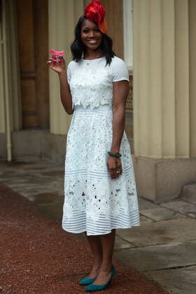 . 14 01 2020. London, United Kingdom. Ama Agbeze, Captain of the England Women s Netball Team with her MBE after an Investiture at Buckingham Palace in London.  xPoolx xi-Imagesx IIM-20633-0014