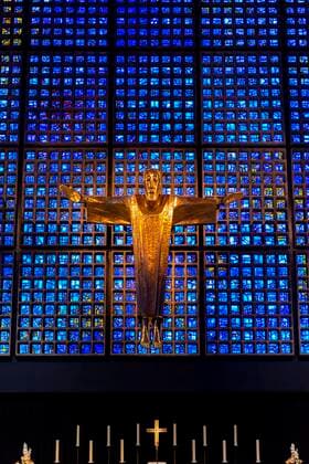 Resurrection Christ by Karl Hemmeter above the altar, interior view, Kaiser Wilhelm Memorial Church, Charlottenburg, Berlin, Germany, Europe Copyright: imageBROKER/MoritzxWolf iblmmw05092280.jpg