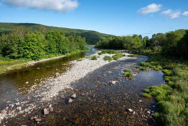  Der Flussabschnitt Church Pool im Cape-Breton-Highlands-Nationalpark, Nova Scotia, Kanada, Nordamerika *** The Church Pool river section in Cape Breton Highlands National Park, Nova Scotia, Canada, North America Copyright: imageBROKER/MarkusxKeller ibxmkl05089060.jpg