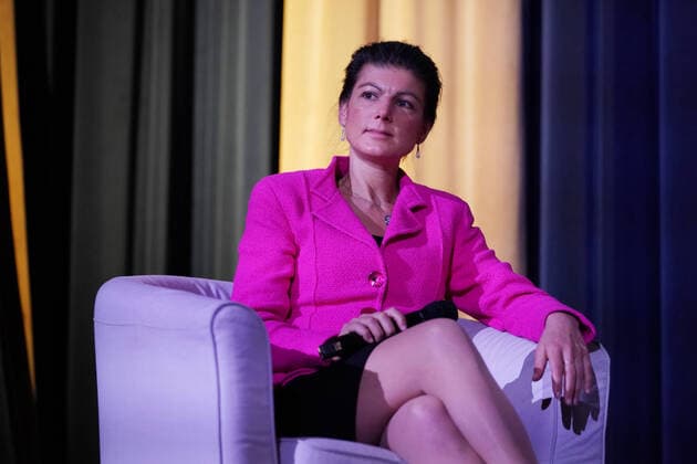 Sorry we Missed You GER, Berlin,20200114, screening Sorry we Missed You followed by a discussion at the Kant Kino,, Norminations Golden Palm, Cannes International Film Festival, with Sahra Wagenknecht, Member of the German Bundestag, politician, economist and publicist