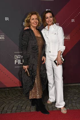 Michaela May und Aglaia Szyszkowitz Verleihung des Bayerischen Filmpreis 2020 Ehrung, Auszeichnung, Preis Prinzregententheater München 17. Januar 2020