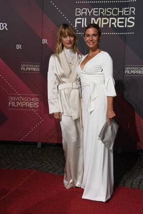 Heike Makatsch und Nadeshda Brennicke Verleihung des Bayerischen Filmpreis 2020 Ehrung, Auszeichnung, Preis Prinzregententheater München 17. Januar 2020