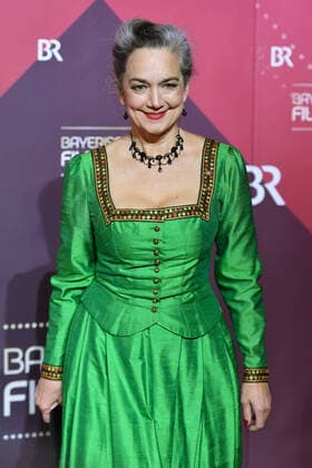 Irina WANKA Actress, single image, cut single motif, half figure, half figure 41 Bavarian Film Award 2019 Red Carpet, Red Carpet, on 17 01 2019 at the Prinzregententheater in Munich