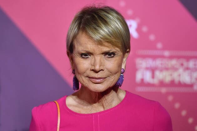 Uschi GLAS actress, single picture, cut single motif, portrait, portrait, portrait 41 Bavarian Film Award 2019 Red Carpet, Red Carpet, on 17 01 2019 at the Prinzregententheater in Munich