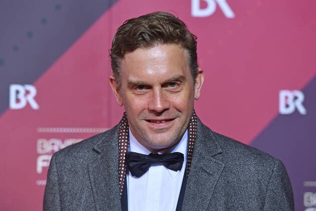 Sebastian BEZZEL actor single picture,cut single motif,portrait,portrait,portrait 41 Bavarian Film Award 2019 Red Carpet,Red Carpet,on 17 01 2019 at the Prinzregententheater in Munich