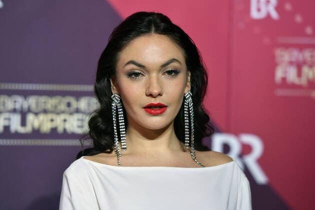 Emma DROGUNOVA Actress, single picture, cut single motif, portrait, portrait, portrait 41 Bavarian Film Award 2019 Red Carpet, Red Carpet, on 17 01 2019 at the Prinzregententheater in Munich