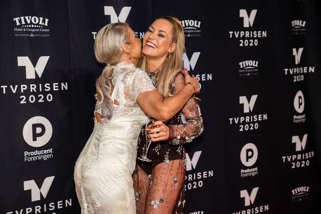 send2net Amalie Szigethy and Charlotte Lytton Emperor on the red carpet at the TV award 2020 at the Tivoli Hotel Cogress Center in Copenhagen, Saturday 18 January 2020, Copenhagen Denmark,  Copyright: MartinxSylvestx cop101 spdk20200118-204458-L