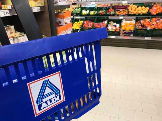 Shopping basket from Aldi Nord in a branch in Hamburg 20 01 2020