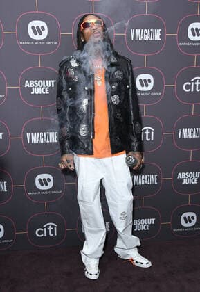 23 January 2020 - Hollywood, California - Whiz Khalifa. Warner Music Group Pre-Grammy Party 2020 held at Hollywood Athletic Club. Photo Credit: Birdie Thompson AdMedia 250247 2020-01-23 California Hollywood Etats-Unis  Copyright: xAdMediax STAR_250247_058