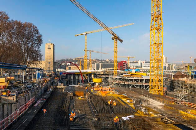 DEU Germany, Baden Württemberg, Stuttgart, 22 01 2020 Stuttgart21 construction site, Stuttgart main station This is where the future through station is being built, which is scheduled to go into operation in 2025 Iron layers prepare the foundations for the future station