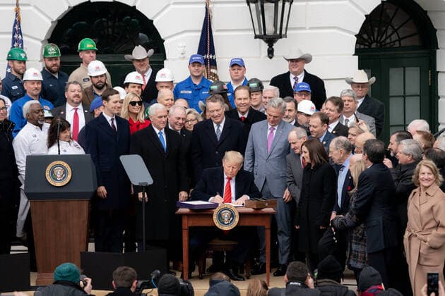 January 29, 2020, Washington, District of Columbia, U.S.: President DONALD TRUMP during signing ceremony for the United States-Mexico-Canada Trade Agreement Wednesday, Jan. 29, 2020, in front of the South Portico of the . Washington U.S. - ZUMAz03_ 20200129_sha_z03_296 Copyright: xWhitexHousex