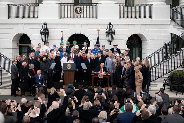 January 29, 2020, Washington, District of Columbia, U.S.: President DONALD TRUMP during signing ceremony for the United States-Mexico-Canada Trade Agreement Wednesday, Jan. 29, 2020, in front of the South Portico of the . Washington U.S. - ZUMAz03_ 20200129_sha_z03_297 Copyright: xWhitexHousex