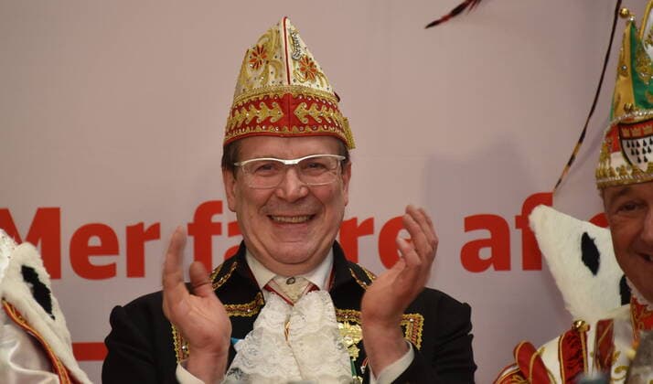 Festival Committee President Christoph Kuckelkorn poses on 31 01 2020 in Cologne at the presentation of the DB Regio NRW S Bahn special train with carnival Wimmel pictures