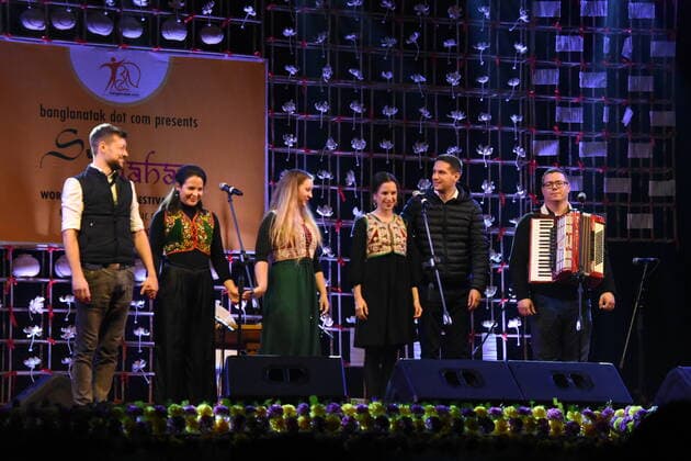 India: World Peace Music Festival Dalinda group of Hungary performing at the Sur Jahan , the World Peace Music Festival 2020 that has been organized by a private organization. Kolkata West Bengal India Copyright: BiswarupxGanguly