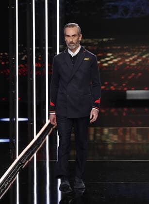 A model presents the new uniforms for Iberia airlines, made by Spanish designer Teresa Helbig, during the Mercedes-Benz Fashion Week 2020 Madrid, in Madrid, Spain, 01 February 2020. The Fall Witer 2020 21 collections are presented at the MBFW Madrid from 28 January to 02 February. Teresa Helbig - Runway - MBFW Madrid 2020 F W 2020 21 !ACHTUNG: NUR REDAKTIONELLE NUTZUNG!  Copyright: xBallesterosx GRAF2863 20200201-637161901153333459
