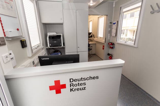 February 1, 2020, Germersheim, Rheinland-Pfalz, Germany: Red Cross mobile medical center. SÅ¸dpfalz Barracks, Germersheim, Germany, 1 Feb 2020 Germersheim Germany  - ZUMAr152 20200201_zaa_r152_015 Copyright: xPaulxNeedhamx xRmvx