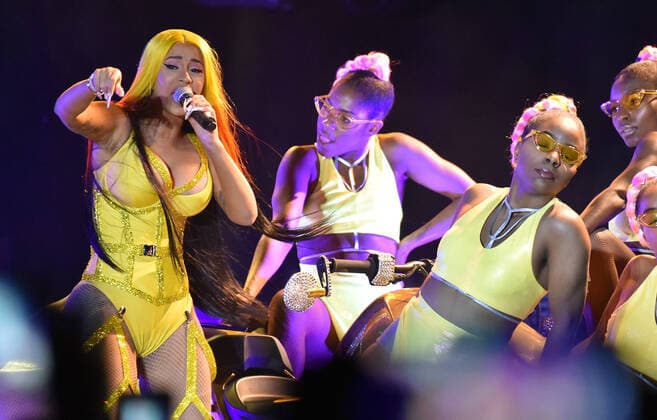 February 1, 2020, Miami, FL, USA: MIAMI, FLORIDA - FEBRUARY 01: Cardi B performs during the 2020 Vewtopia Music Festival at Marlin s Park in Miami, Florida. Photo: Alex Pesantes imageSPACE Miami USA - ZUMAs181 20200201_zea_s181_072 Copyright: xImagespacex