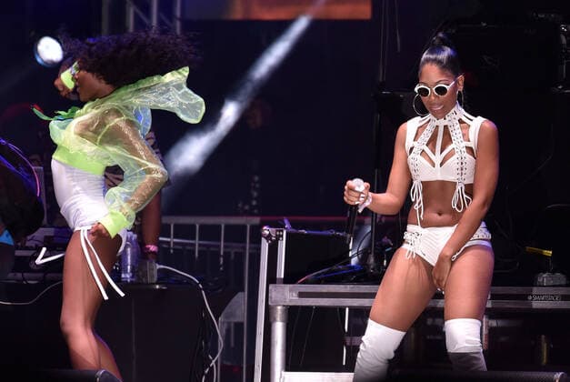 February 1, 2020, Miami, FL, USA: MIAMI, FLORIDA - FEBRUARY 01: Tosh Alexander performs during the 2020 Vewtopia Music Festival at Marlin s Park in Miami, Florida. Photo: Alex Pesantes imageSPACE Miami USA - ZUMAs181 20200201_zea_s181_121 Copyright: xImagespacex