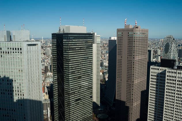 01.01.2018, Tokio, Japan, Asien - Ein Blick aus dem Tokyo Metropolitan Government Building auf das endlose Haeusermeer der japanischen Hauptstadt Tokio. *** 01 01 2018, Tokyo, Japan, Asia A view from the Tokyo Metropolitan Government Building of the endless sea of houses in the Japanese capital Tokyo