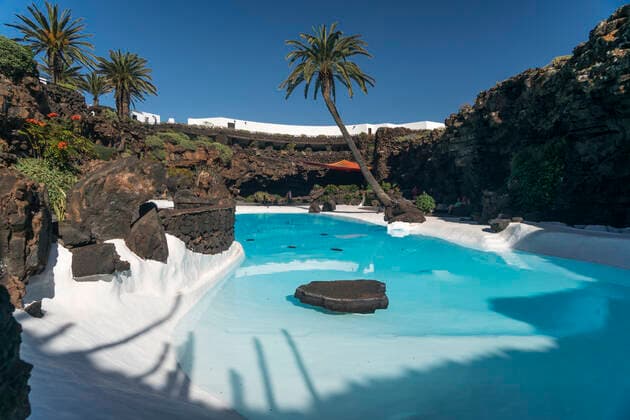 Schwimmbecken, Jameos del Agua, Haria, Insel Lanzarote, Kanarische Inseln, Spanien pool of Jameos del Agua, Haria, Lanzarote, Canary Islands, Spain