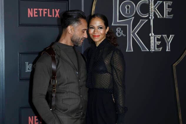 Kamar de los Reyes und Sherri Saum bei der Premiere der Netfilx TV-Serie Locke & Key im Egyptian Theatre. Los Angeles, 05.02.2020 *** Kamar de los Reyes and Sherri Saum at the premiere of the Netfilx TV series Locke Key at the Egyptian Theatre Los Angeles, 05 02 2020 Foto:xD.xBedrosianx xFuturexImage