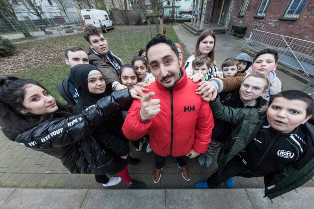 06 02 2020 Duisburg As part of the integration campaign IchDuWirNRW, the rapper Eko Fresh produced the song in 1994 and a music video The song deals with the hopes and challenges of the first generation of immigrants and at