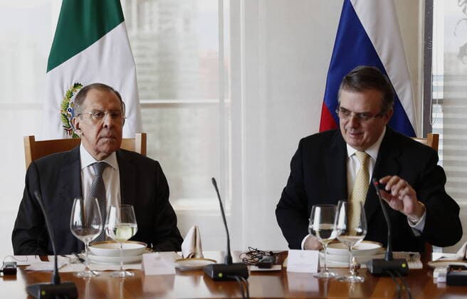 MEXICO CITY, MEXICO - FEBRUARY 6, 2020: Russia s Foreign Minister Sergei Lavrov (L) and Mexico s Foreign Secretary Marcelo Ebrard have a business lunch. Russian Foreign Ministry TASS  TS0CD62F