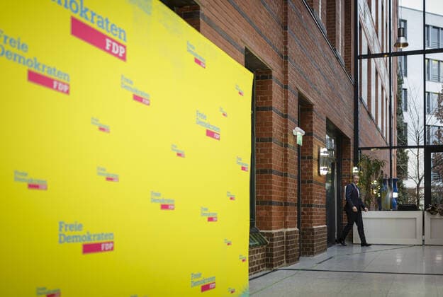 Christian Lindner, FDP Federal Chairman gives a statement in the Hans Dietrich Genscher House in Berlin 07 02 2020 Berlin Germany Copyright: xFelixxZahn photothek.netx