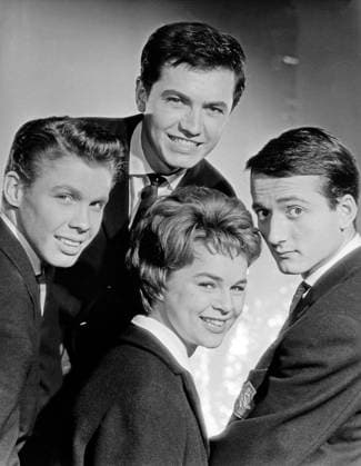 Wenn die Conny mit dem Peter, Deutschland 1958, Regie: Fritz Umgelter, Darsteller: Peter Kraus, Rex Gildo, Cornelia Conny Froboess, Peter Vogel Nur redaktionelle Nutzung. Editorial usage only. Copyright: ArthurxGrimm UnitedArchives82001906