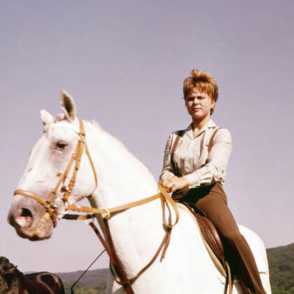 Cornelia Conny Froboess bei einem Ausritt, Deutschland 1960. Cornelia Conny Froboess riding in her holidays, Germany 1960. Nur redaktionelle Nutzung. Editorial usage only. Copyright: ArthurxGrimm UnitedArchives82001950
