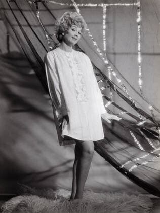 Liselotte Pulver, Schweizer Schauspielerin, Deutschland 1963. Swiss actress Liselotte Pulver, Germany 1963. Nur redaktionelle Nutzung. Editorial usage only. Copyright: ArthurxGrimm UnitedArchives82005016