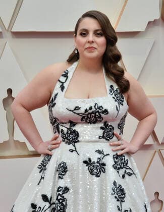 Beanie Feldstein arrives for the 92nd annual Academy Awards at the Dolby Theatre in the Hollywood section of Los Angeles on Sunday, February 9, 2020.  LAP20200209165 JIMxRUYMEN