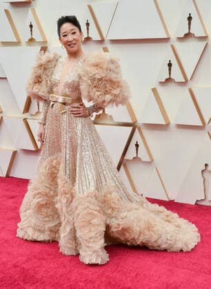 Sandra Oh arrives for the 92nd annual Academy Awards at the Dolby Theatre in the Hollywood section of Los Angeles on Sunday, February 9, 2020.  LAP20200209193 JIMxRUYMEN