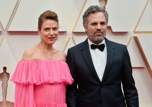 Sunrise Coigney and Mark Ruffalo arrive for the 92nd annual Academy Awards at the Dolby Theatre in the Hollywood section of Los Angeles on Sunday, February 9, 2020.  LAP20200209530 JIMxRUYMEN