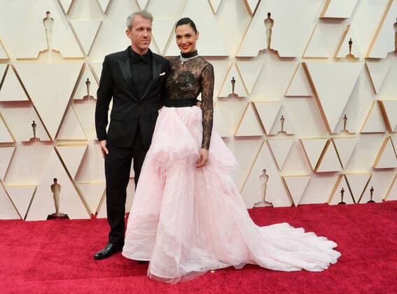 Yaron Varsano and Gal Gadot arrive for the 92nd annual Academy Awards at the Dolby Theatre in the Hollywood section of Los Angeles on Sunday, February 9, 2020.  LAP20200209543 JIMxRUYMEN